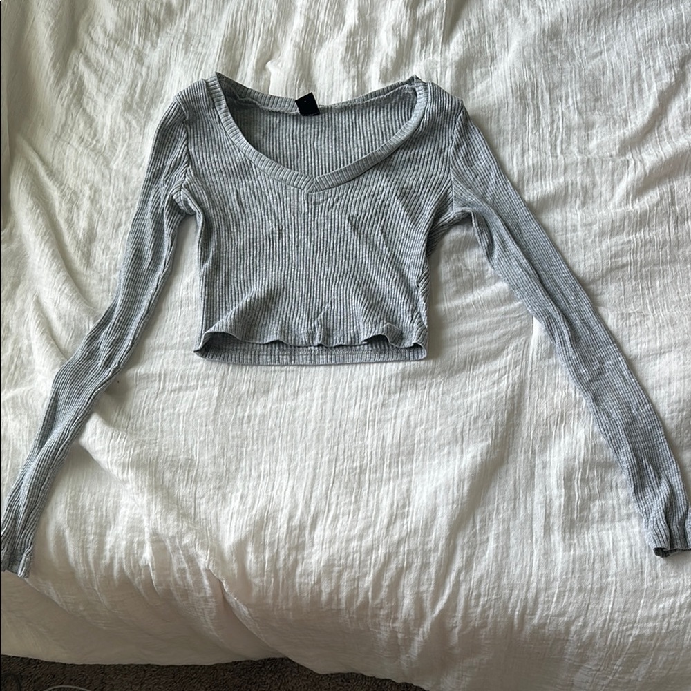 SHEIN Blue and Black Long Sleeve Fitted Crop Top